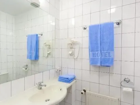 Hotel IOR, photo 8 of 10