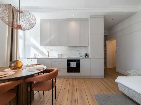 Zielona Harmony Apartment by BookingHost, photo 10 of 10