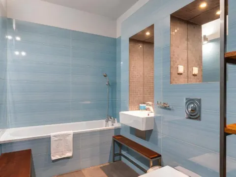 Lasek Marceliński 2-Bedroom Apartment by BookingHost, photo 3 of 10