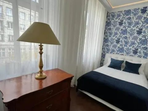 Luxury apartment in center town!, photo 7 of 10