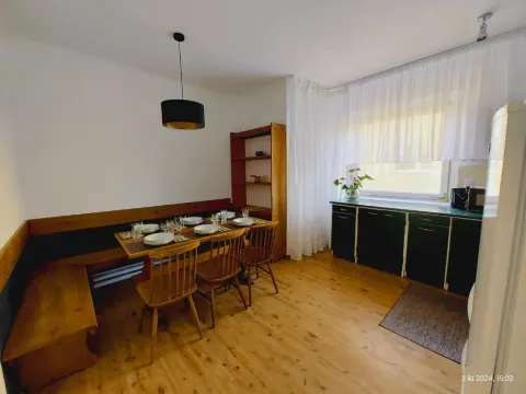 Reymonta Apartment by KRAMM, photo 4 of 10