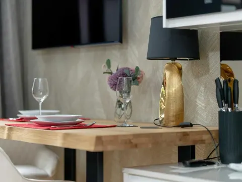 Klimatyczne Studio z Biurkiem w Poznaniu by Noclegi Renters, photo 10 of 10
