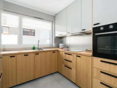 Poznań Serbska 2 Miejsca Parkingowe by Noclegi Renters, photo 4 of 10