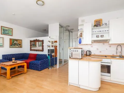 One Bedroom Apartment with Balcony in Poznan by Noclegi Renters, photo 8 of 10