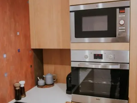 Apartament Dwupoziomowy Butikowy Żmigrodzka, free parking, self check-in, photo 7 of 10