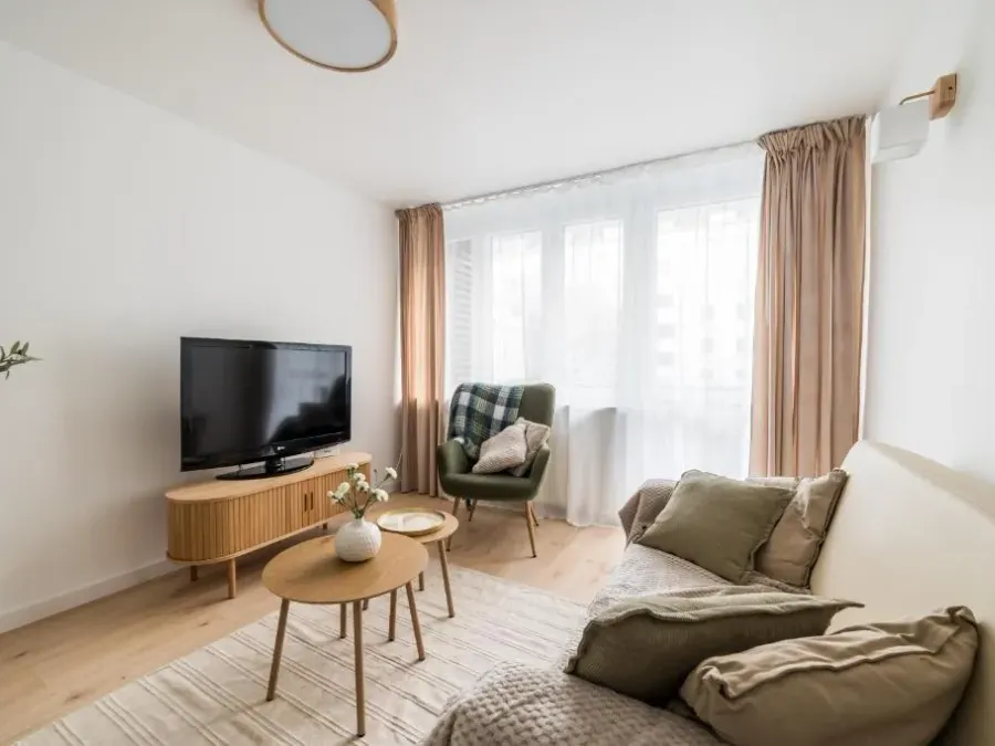 Krakowska Downtown Deluxe Apartment by BookingHost, photo 1 of 10