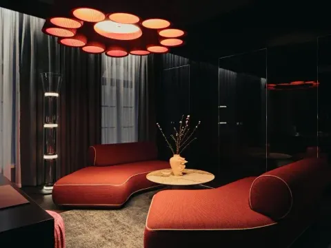Hotel Blow Up Hall, photo 7 of 10
