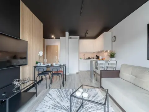 Modern Black Spot, photo 6 of 10