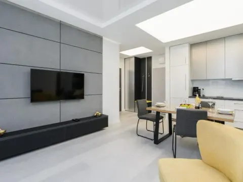 Maison Avenue 88 & Parking, photo 6 of 10