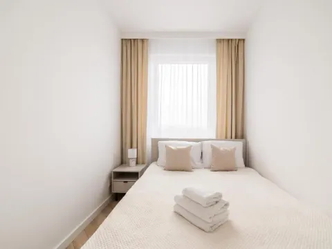 Stacja Jeżyce Lavish Apartment by BookingHost, photo 7 of 10
