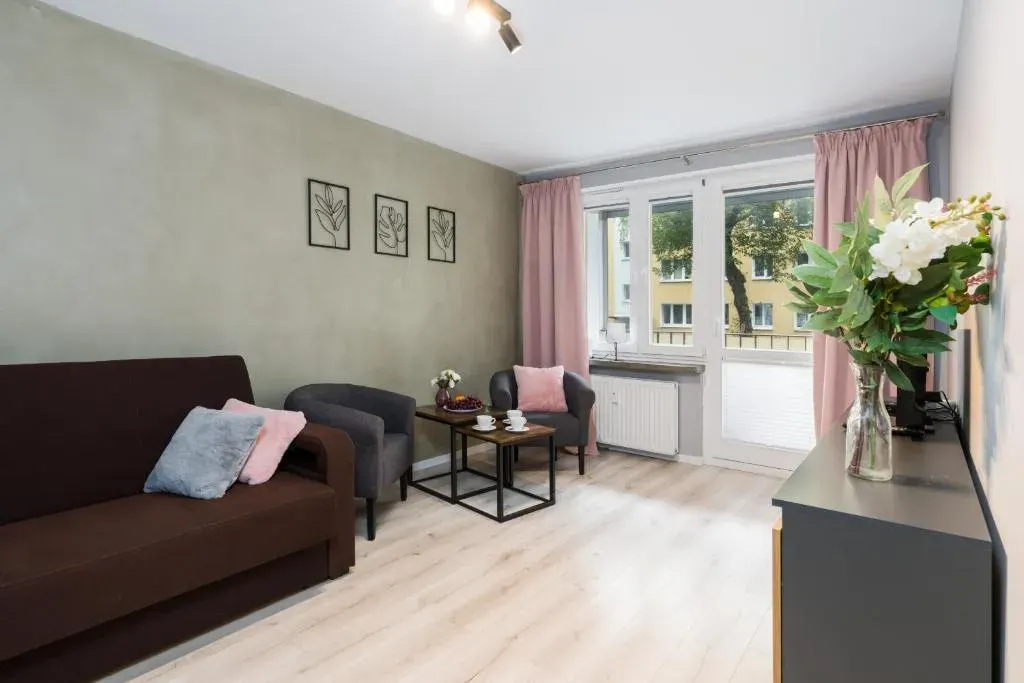 Family Apartment Poznań Rataje by Noclegi Renters, photo 1 of 10
