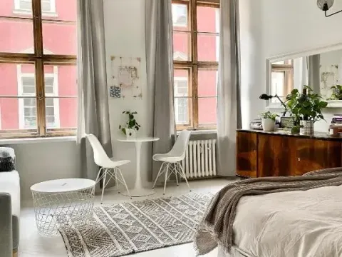 Townhall Apartments, photo 9 of 10