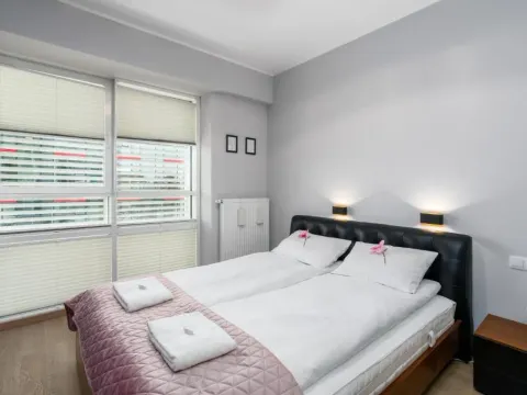Apartments Poznan Towarowa by Noclegi Renters, photo 2 of 10