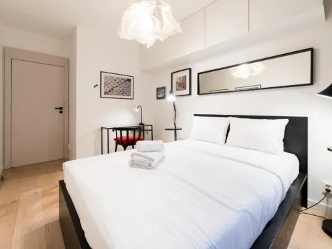 Wilda Deluxe Apartment by BookingHost, photo 7 of 10