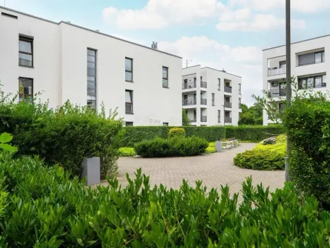 Stylish Apartment for 4 People with Parking in Poznań by Noclegi Renters, photo 6 of 10