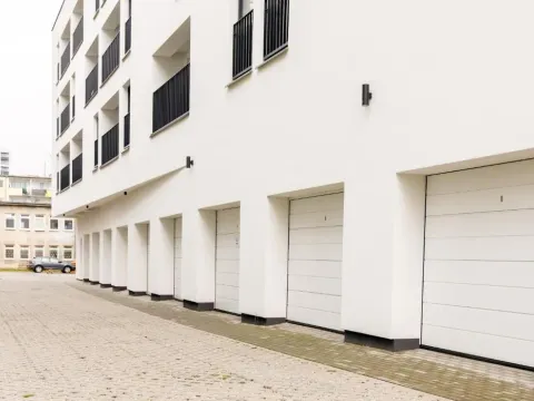 Rest Best Apartments - Jeżyce, Szamarzewskiego - prywatny garaż, self check in 24h, photo 6 of 10