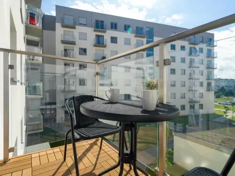 Spacious Apartments with Parking & Balcony in Poznań by Noclegi Renters, photo 4 of 10