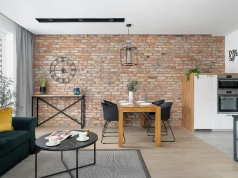 Luxury Apartment with Parking and Balcony in the City Center by Renters Prestige, photo 8 of 10