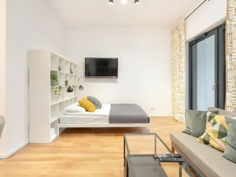 Cozy Studio with Balcony and FREE GARAGE by Noclegi Renters, photo 8 of 10