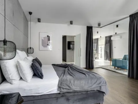 EL Apartments - Lupus, photo 6 of 10
