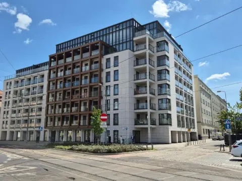 Luxurious Cinnamon Apartment, self check-in 24h, free parking, air-conditioning, photo 6 of 10