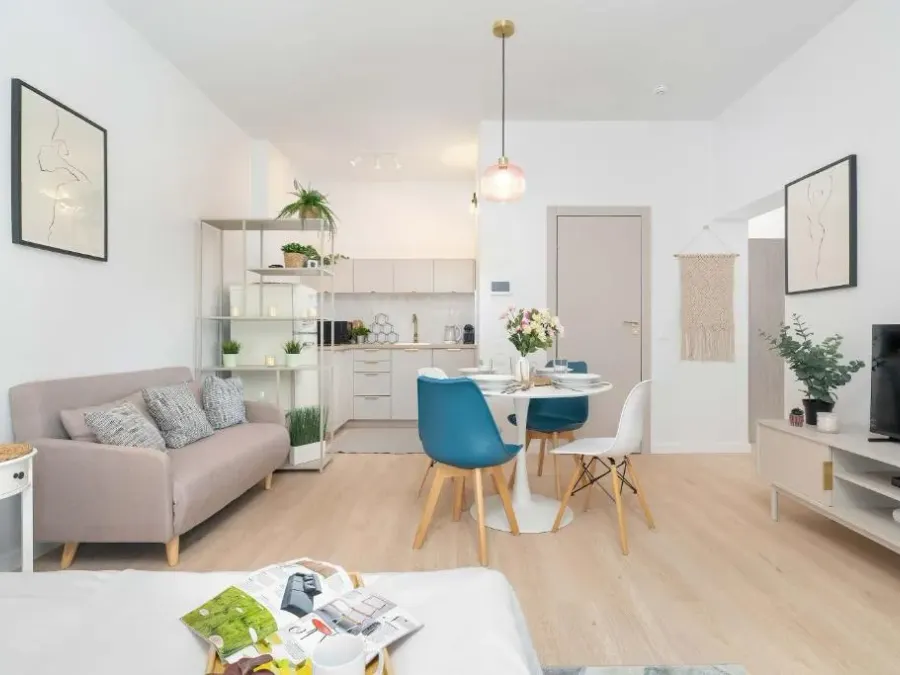 Stylish Apartment Near the Old Market Square, Pet Friendly by Noclegi Renters, photo 1 of 10