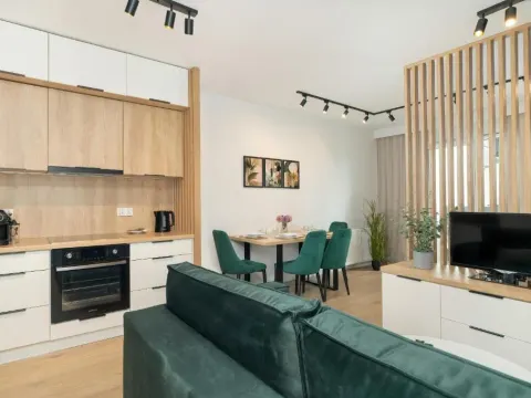 Cozy Studio with Parking in Poznań by Noclegi Renters, photo 9 of 10
