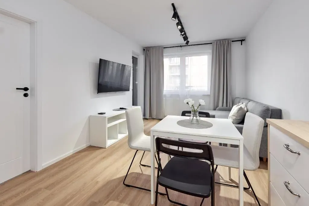 Sielawy Modern Apartment by BookingHost, photo 1 of 10