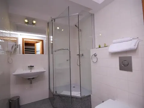 Hotel Kolegiacki, photo 4 of 10
