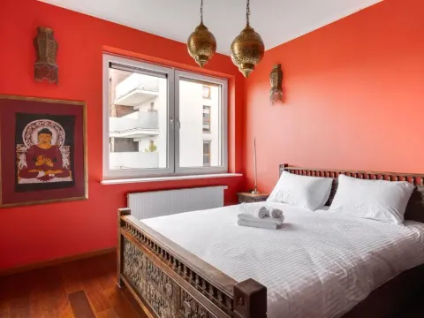 Lasek Marceliński 2-Bedroom Apartment by BookingHost, photo 2 of 10