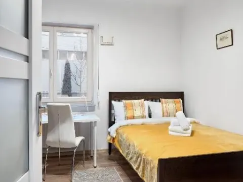 Zawady Comfort Apartment by BookingHost, photo 2 of 10