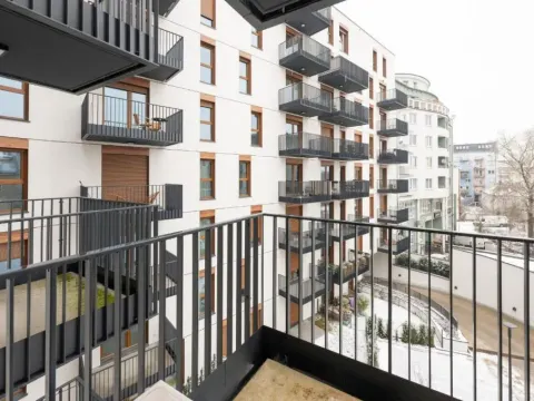 Spychalskiego Studio - Parking, Balcony, Air Con - by Rentujemy, photo 6 of 10