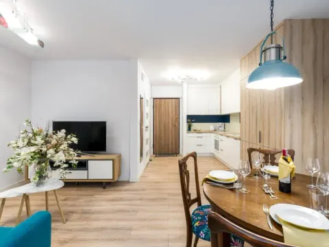Villa Venecja Apartment Chwaliszewo with FREE GARAGE City Center by Noclegi Renters, photo 2 of 10