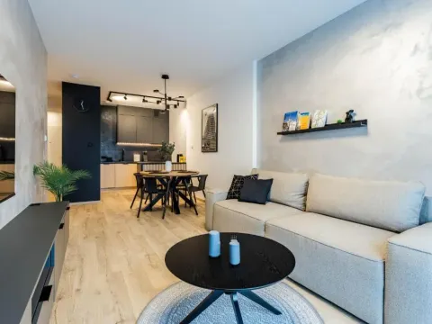 Klimatyzowany Apartament Very Berry z Parkingiem w Poznaniu by Noclegi Renters, photo 8 of 10