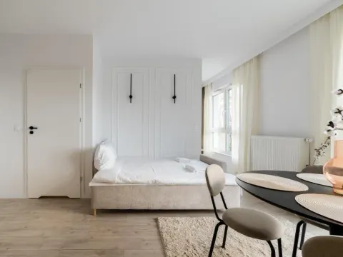 Janickiego Superior Apartment by BookingHost, photo 7 of 10