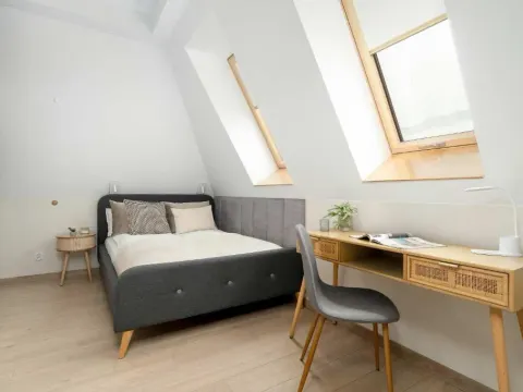 Bright and Elegant Apartment Poznań Old Town Garbary with Air Conditioning by Renters Prestige, photo 2 of 10