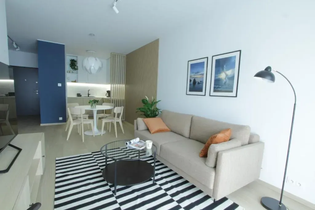 Blue apartment strict center, photo 1 of 10