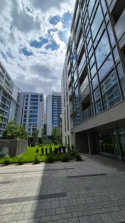 Towarowa Global Apartment, free parking, air-conditioning, self check-in 24h, photo 1 of 10