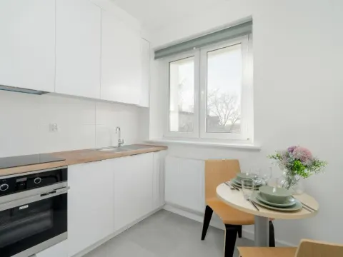 Jasne Studio Rycerska w Poznaniu SmartTV by Noclegi Renters, photo 7 of 10