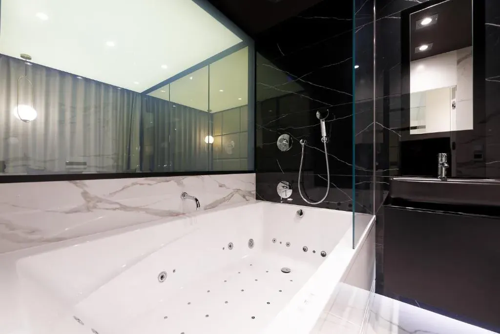 Super-Apartamenty VIP Jacuzzi, photo 1 of 10