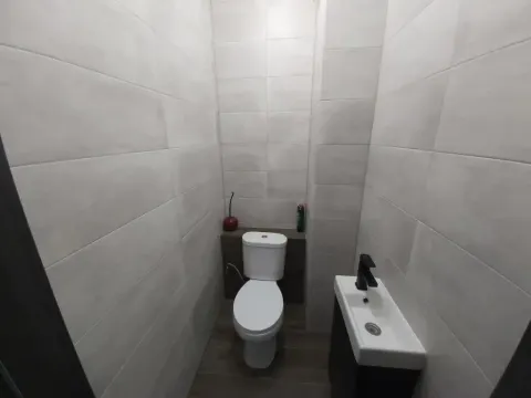 1140 Włościańska 5 - Tanie Pokoje w Apartamencie - samodzielne zameldowanie - self check in, photo 4 of 10