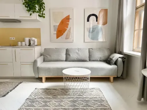Townhall Apartments, photo 5 of 10