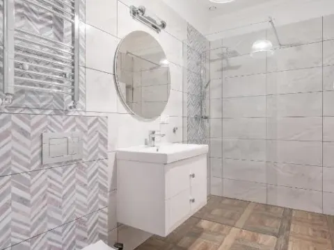 Old Town Comfy Apartment #18 by BookingHost, photo 8 of 10