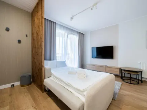 Jeżyce Elite Stylish Studio by BookingHost, photo 2 of 10