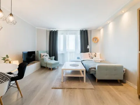 Winogrady Stylish Apartment by BookingHost, photo 2 of 10