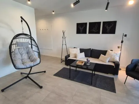 Towarowa 39 New York Apartment, free parking, air-conditioning, self check-in 24h, photo 5 of 10