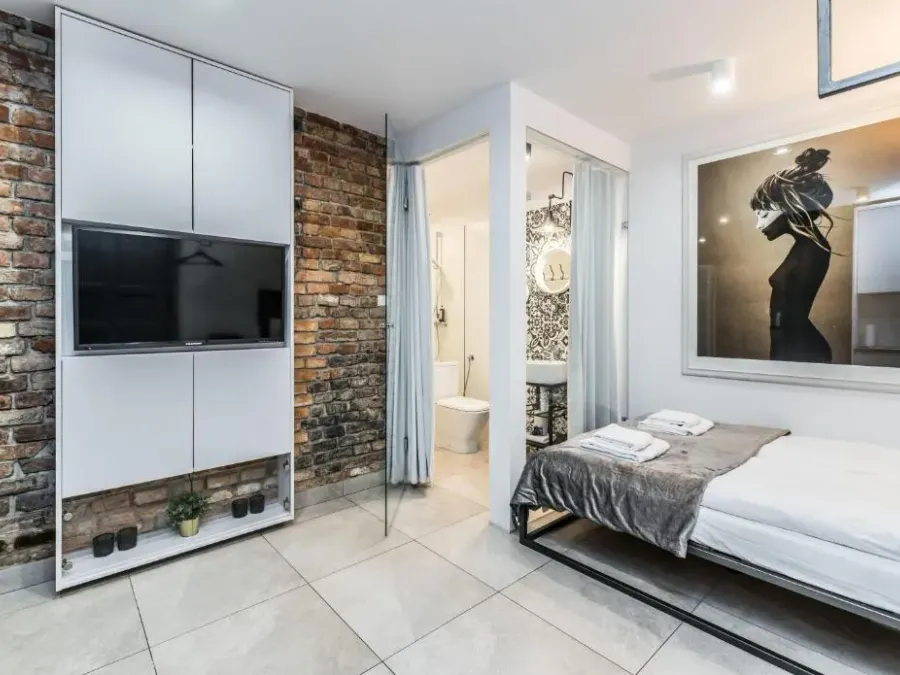 Comfortable Underground Studio in Poznań by Rent like home, photo 1 of 10