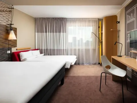Ibis Poznan Centrum, photo 5 of 10