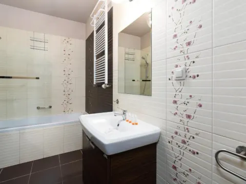 Poznań Rezerwat Żurawiniec by Noclegi Renters, photo 8 of 10
