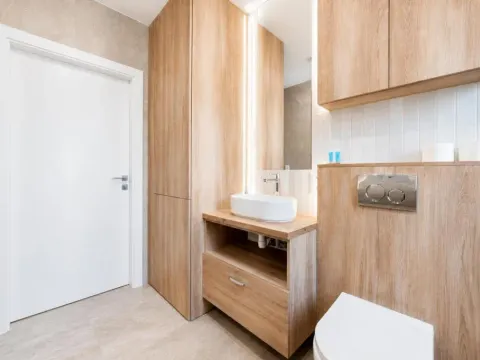 Jeżyce Elite Stylish Studio by BookingHost, photo 3 of 10